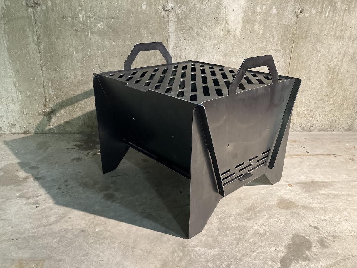 Fully Collapsible Fire Pit / Camp Grill